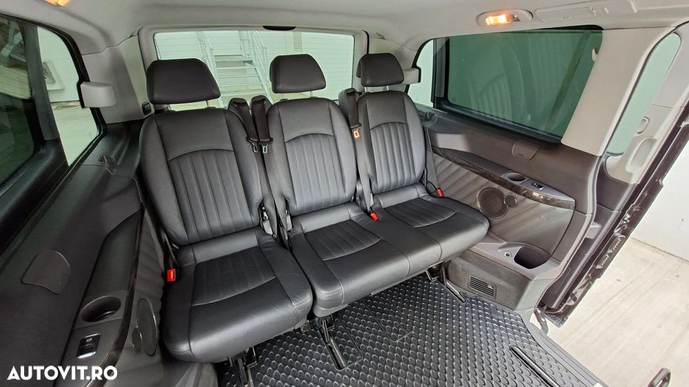 Mercedes-Benz Viano - 13