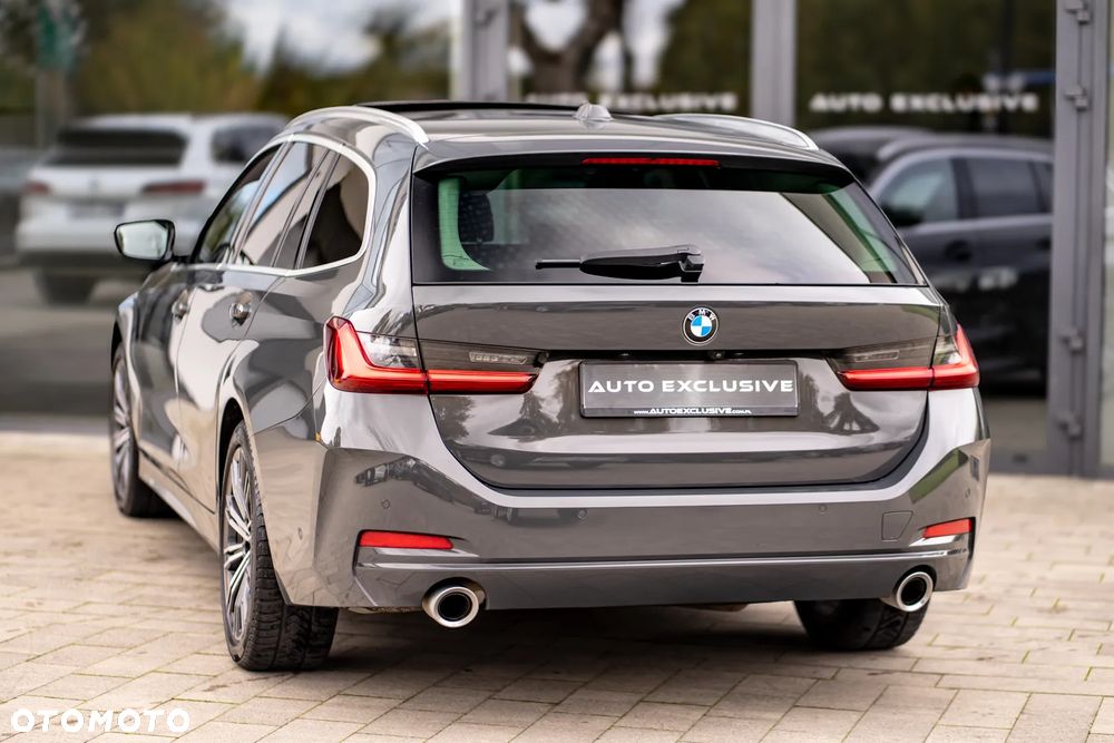 BMW Seria 3 320d xDrive Luxury Line - 18