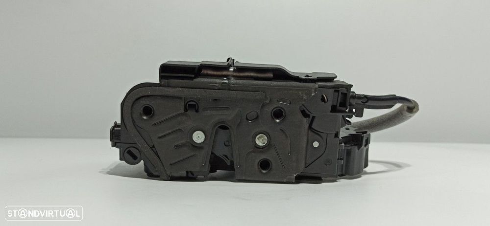 FECHADURA PORTA TRASEIRA DIREITA SKODA FABIA ACTIVE - 1