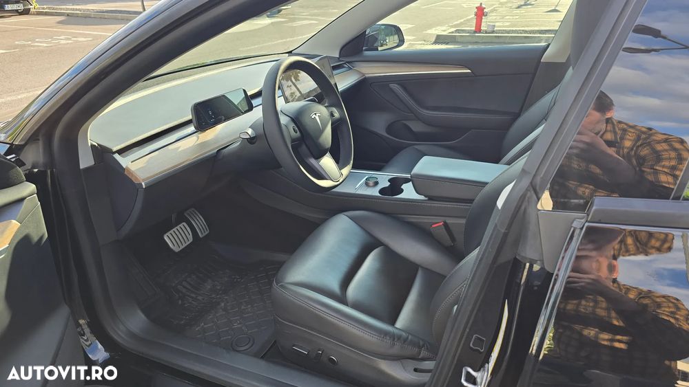 Tesla Model 3 - 20