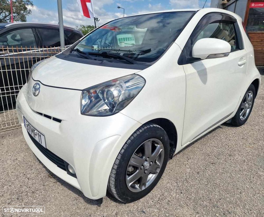 Toyota iQ 1.4 D-4D 2 - 23