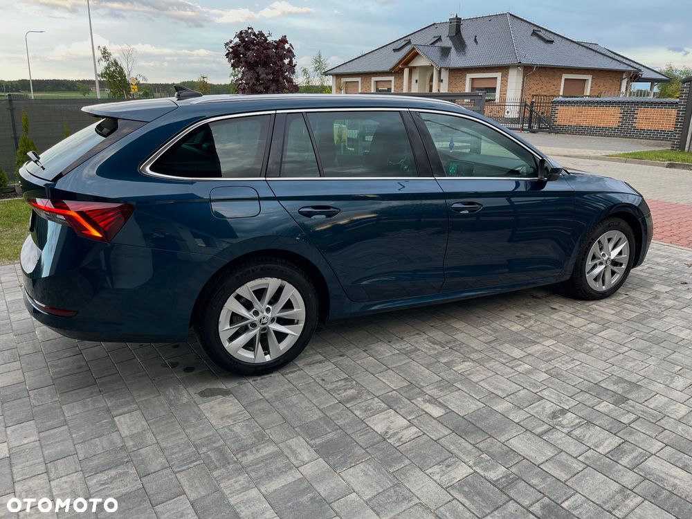 Skoda Octavia 2.0 TDI DSG Exclusive - 6