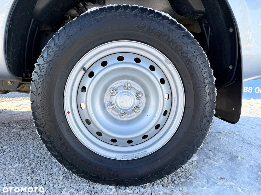 Isuzu D-Max 4x4 Space Cab Basic - 12