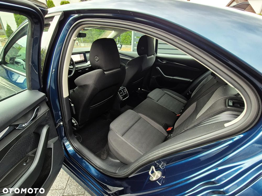 Skoda Octavia 2.0 TDI Style - 18