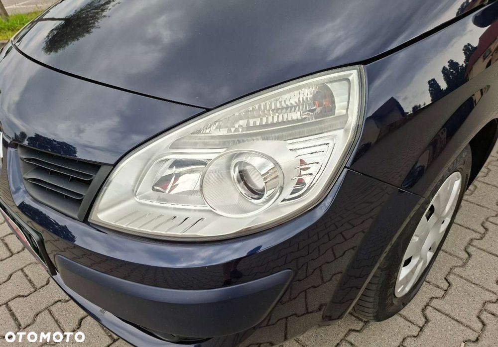Renault Scenic - 4