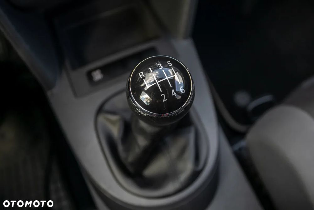 Volkswagen Touran 1.9 TDI DPF Freestyle - 29