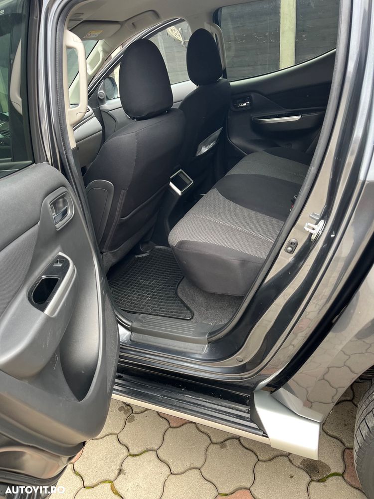 Mitsubishi L200 Pick Up 4x4 S&S Double Cab Select - 8