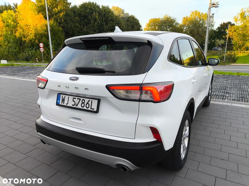 Ford Kuga - 8