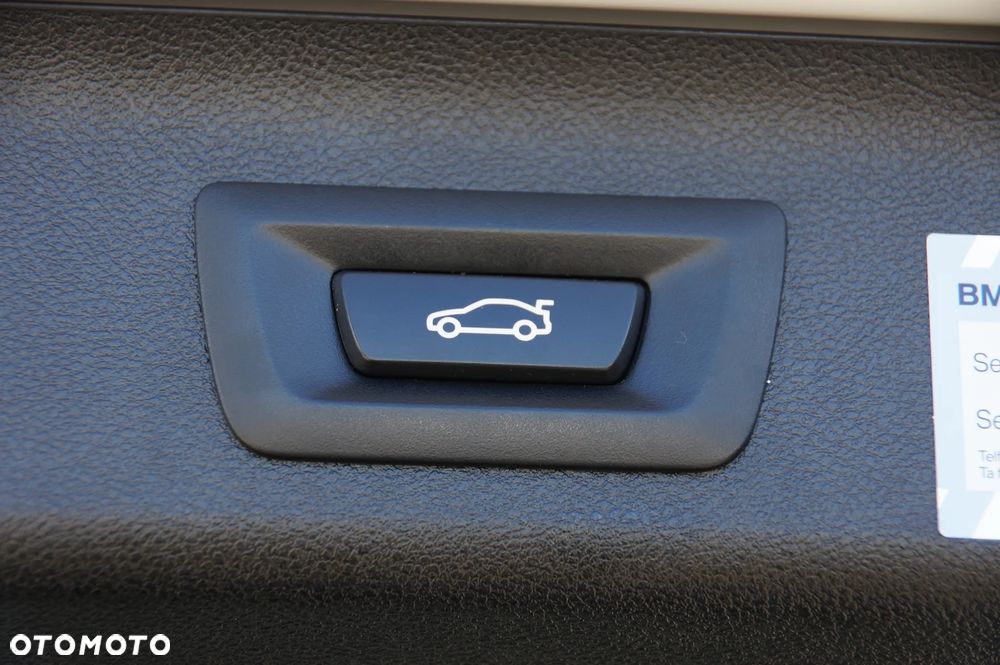 BMW Seria 5 520d xDrive Sport Line - 37