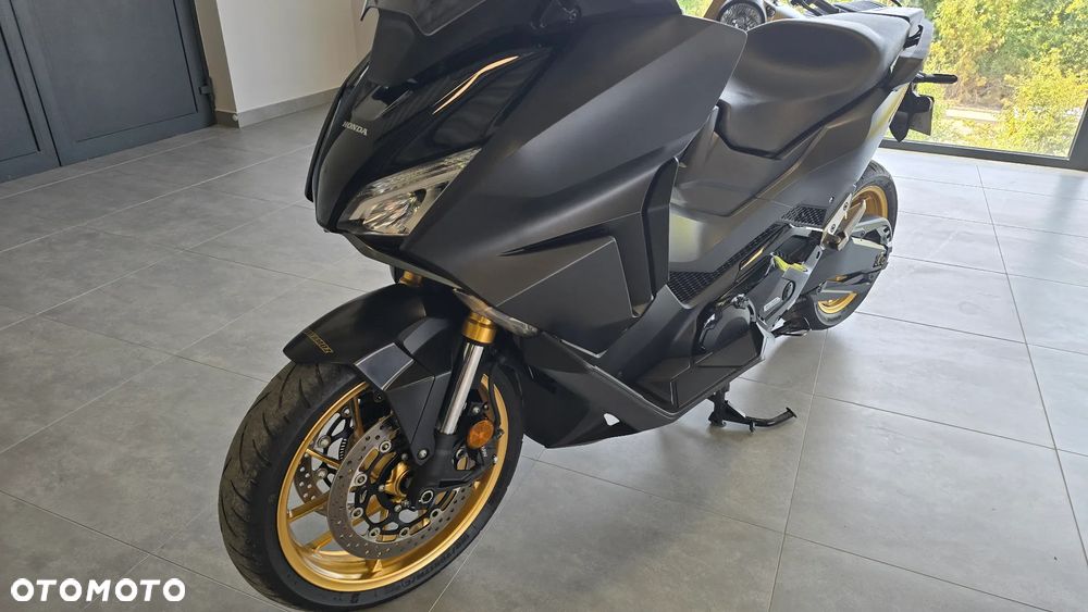 Honda NSS - 6