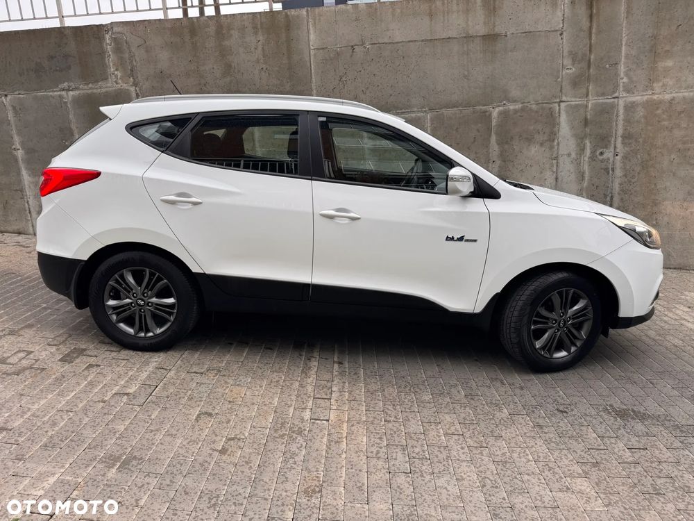 Hyundai ix35 blue 1.6 2WD Finale Gold - 11