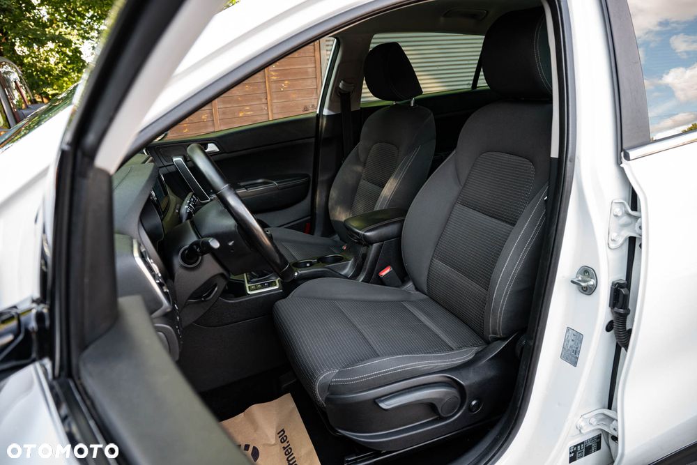 Kia Sportage 1.7 CRDI 2WD Dream-Team Edition - 18
