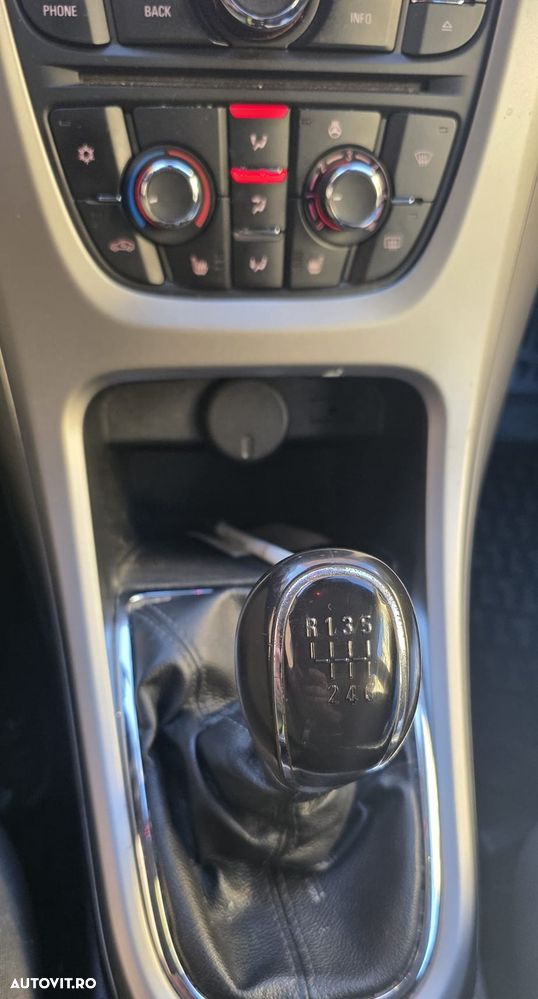 Opel Astra 1.7 CDTI - 9