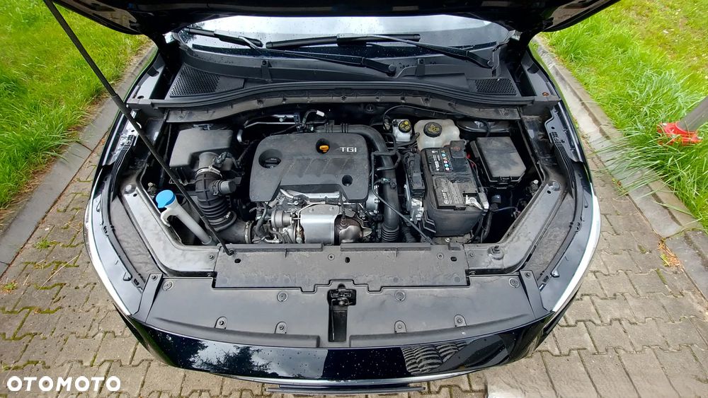 MG ZS - 10