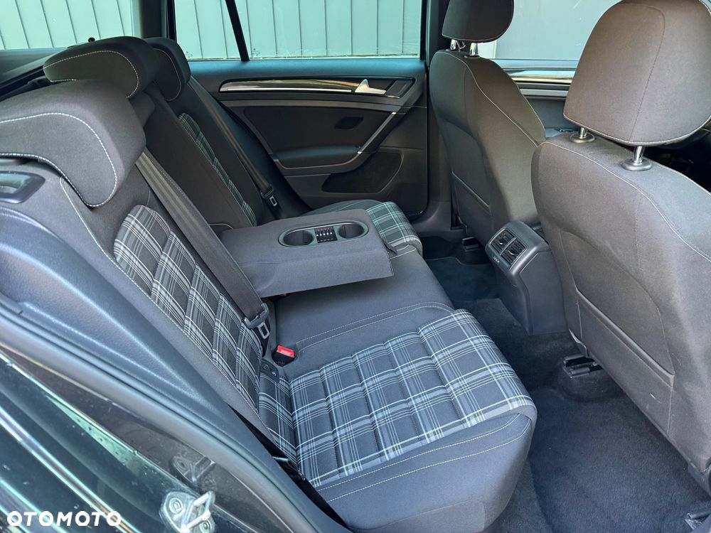 Volkswagen Golf GTD (BlueMotion Technology) DSG - 26