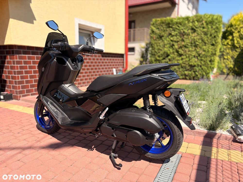 Yamaha NMAX - 3
