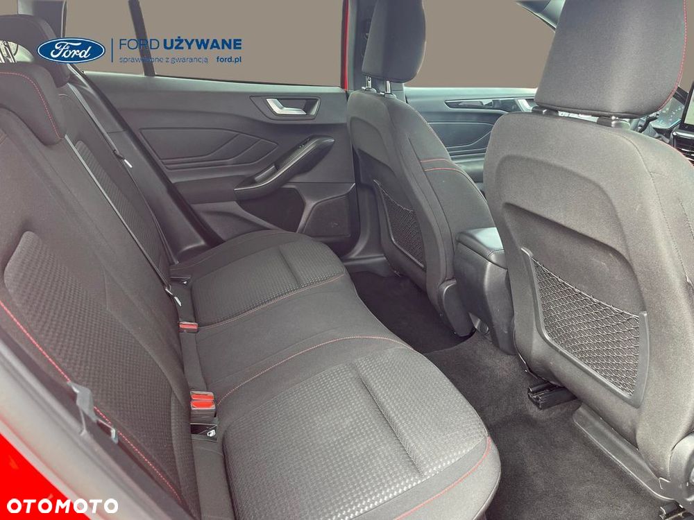 Ford Focus 1.0 EcoBoost mHEV ST-Line X - 13