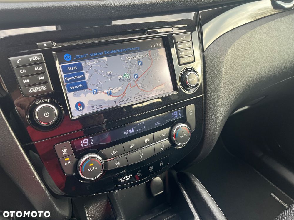 Nissan Qashqai 1.2 DIG-T N-Connecta - 22