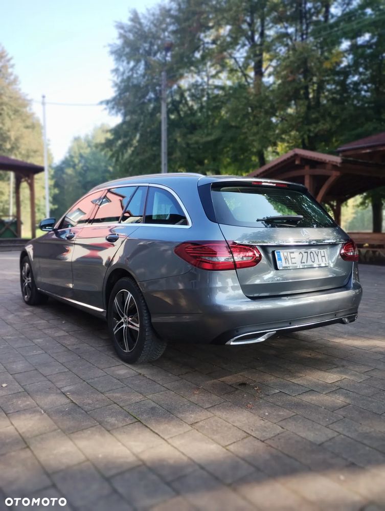 Mercedes-Benz Klasa C 180 9G-TRONIC - 9