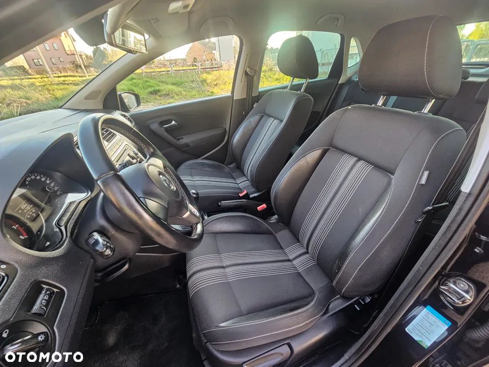 Volkswagen Polo 1.2 TSI Blue Motion Technology MATCH - 18