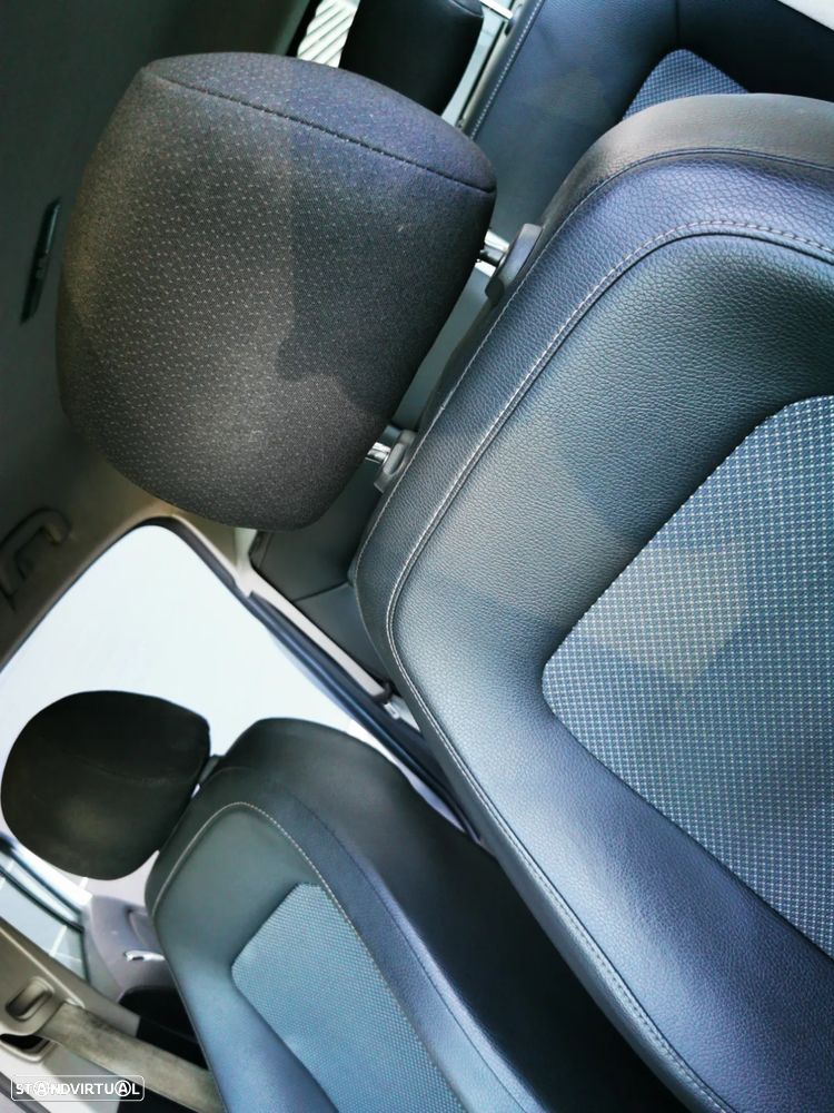 Opel Corsa 1.2 Cosmo - 23