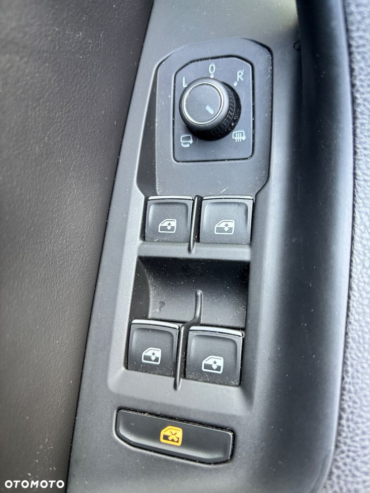 Volkswagen Passat Variant 1.5 TSI EVO Highline DSG - 23