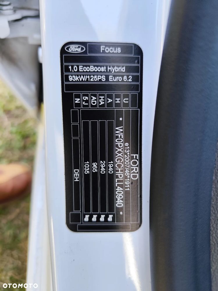 Ford Focus 1.0 EcoBoost Start-Stopp-System ST-LINE STYLE - 39
