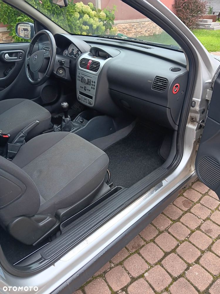 Opel Corsa - 6