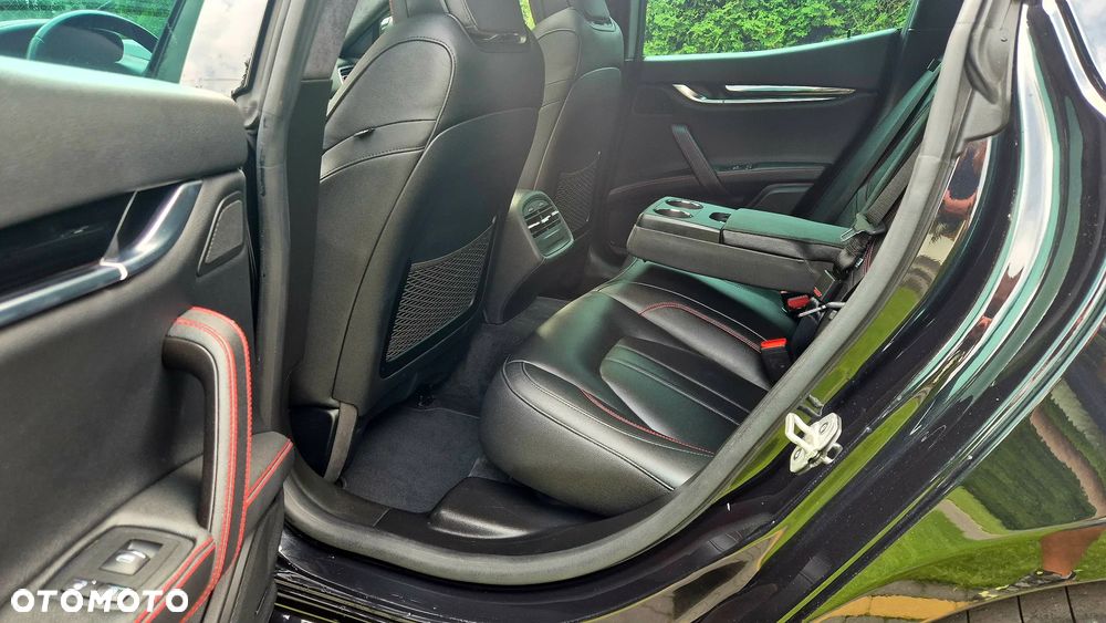 Maserati Ghibli Modena - 12