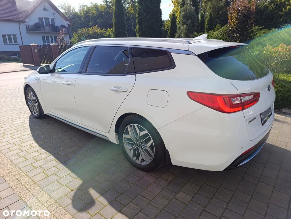 Kia Optima Plug-in Hybrid - 7
