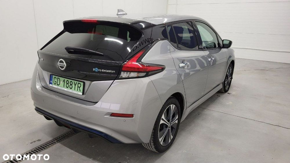 Nissan Leaf - 6