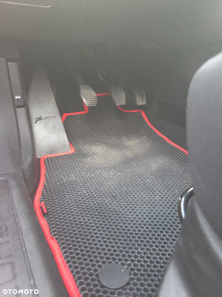 Fiat Punto 1.4 Easy S&S - 14