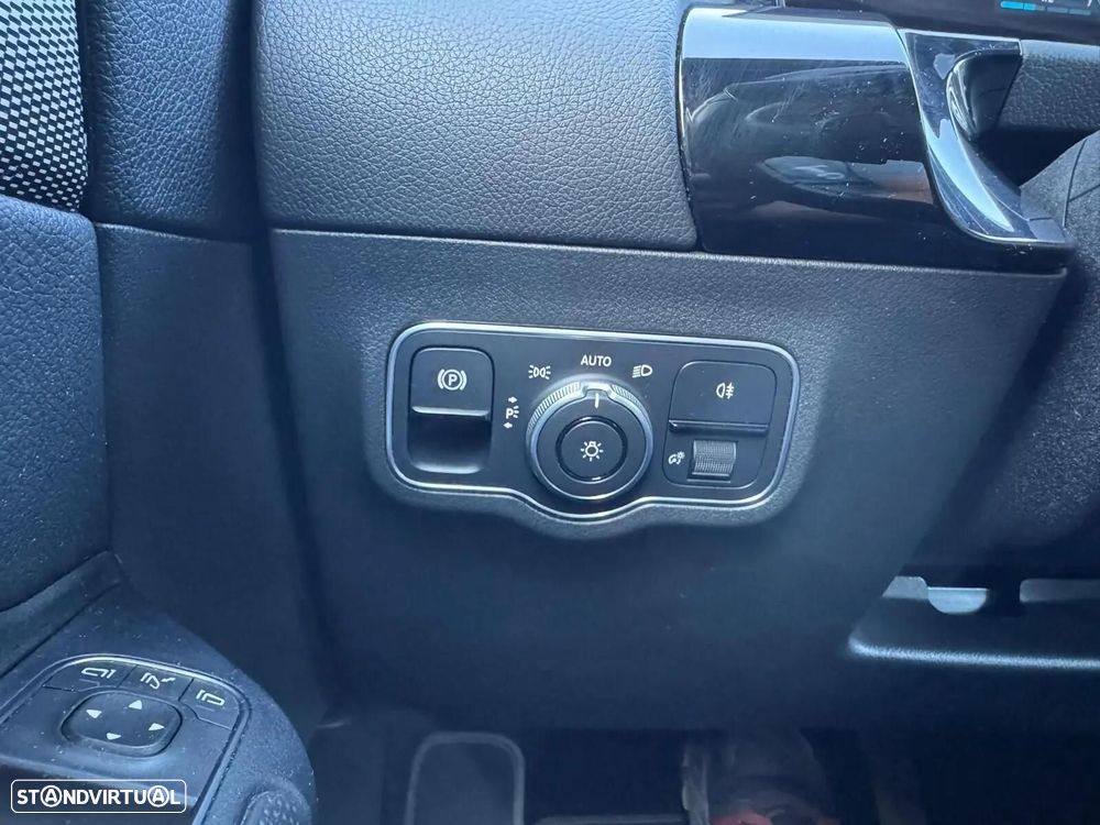 Mercedes-Benz B 180 - 31