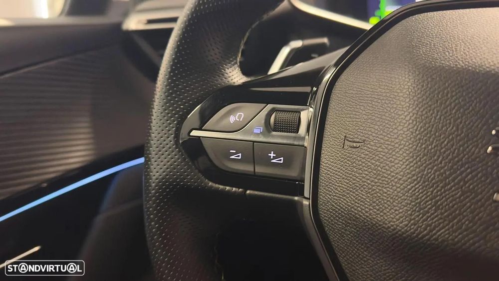 Peugeot 208 - 29