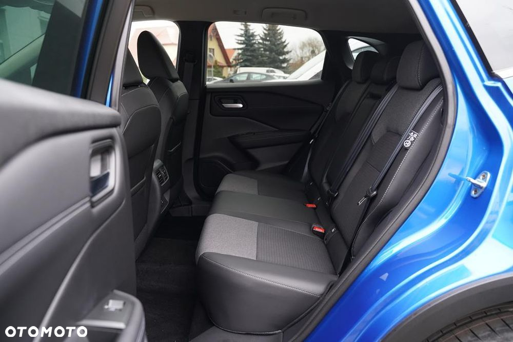 Nissan Qashqai 1.3 DIG-T mHEV N-Connecta Xtronic - 9