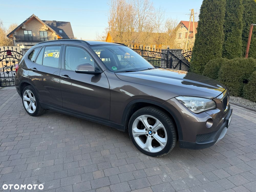 BMW X1 xDrive20d xLine - 12
