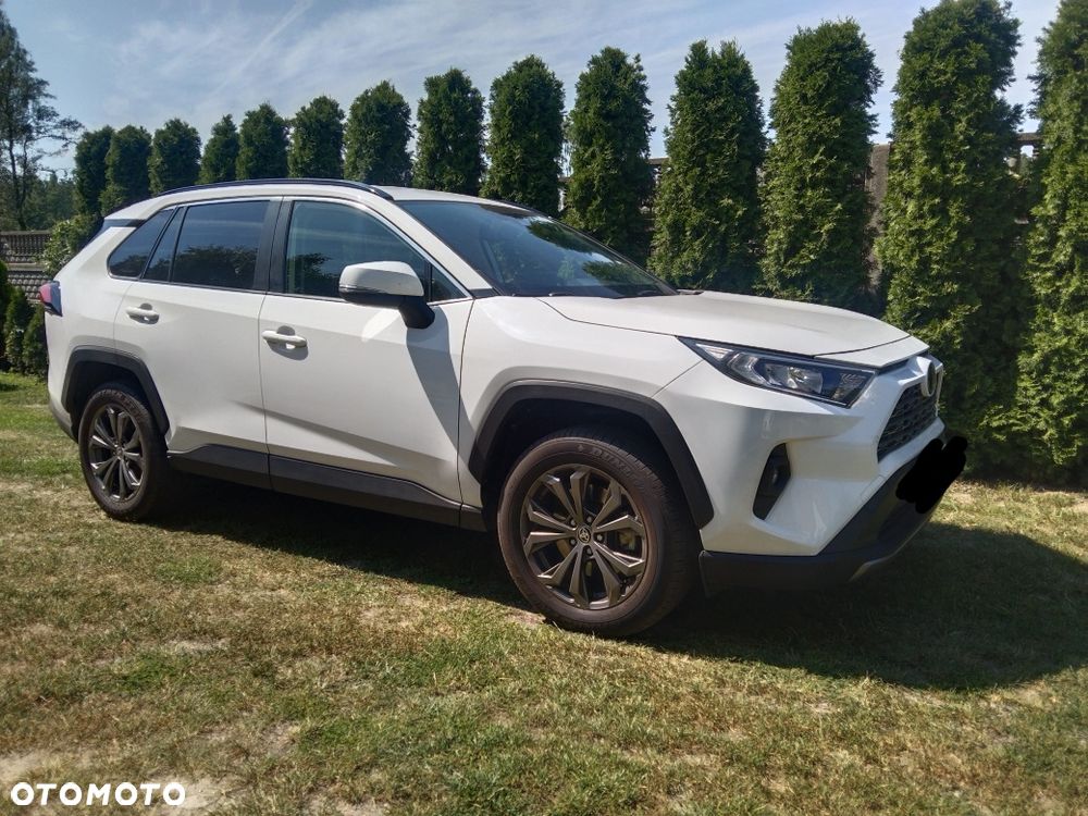 Toyota RAV4 - 6