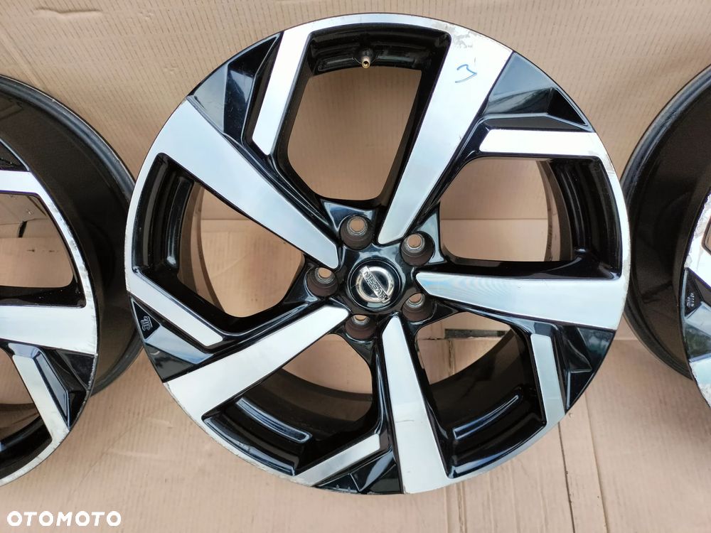 NISSAN QASHQAI J11 FELGI ALUMINIOWE 7J X 19 ET40 5X114,3  N88901 - 6