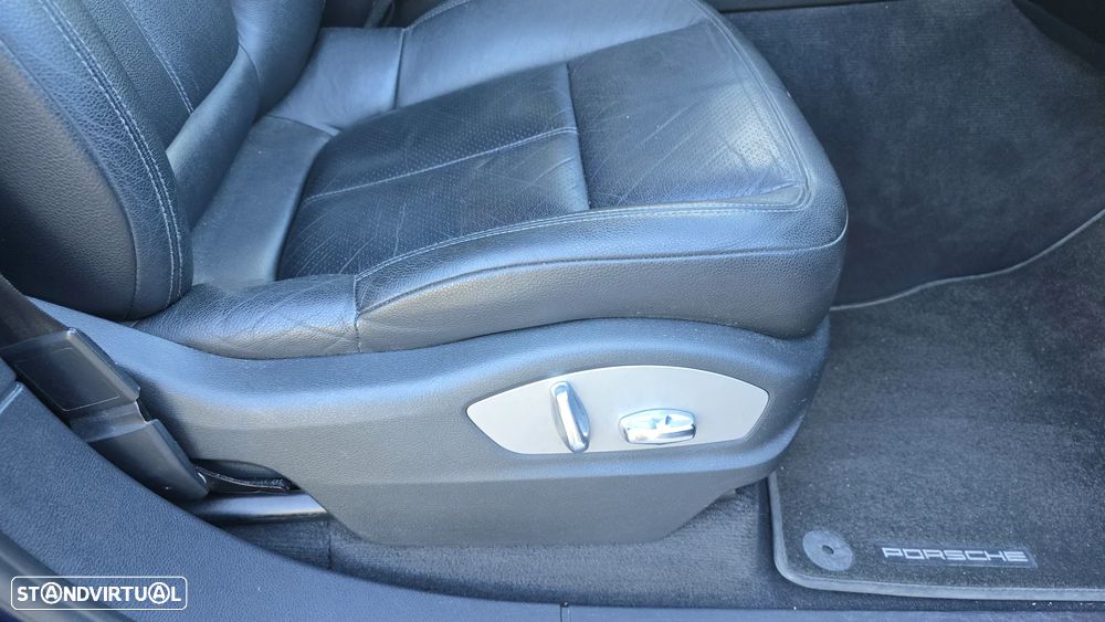 Porsche Cayenne Diesel Tiptronic S - 11