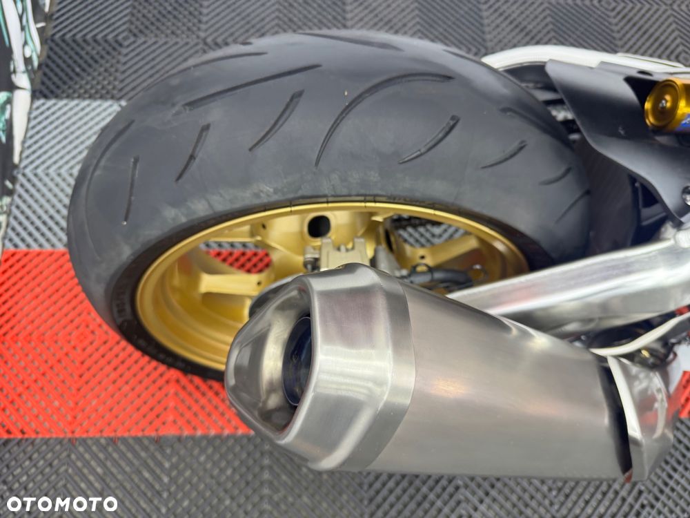 Honda CBR - 29