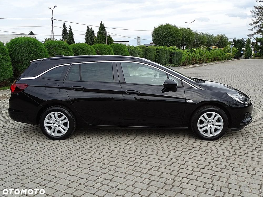Opel Astra 1.4 Turbo Innovation - 25