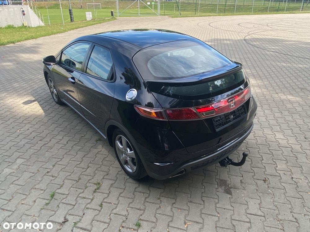 Honda Civic 1.8 Comfort - 16