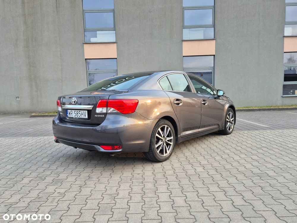 Toyota Avensis 2.2 D-CAT Prestige - 6