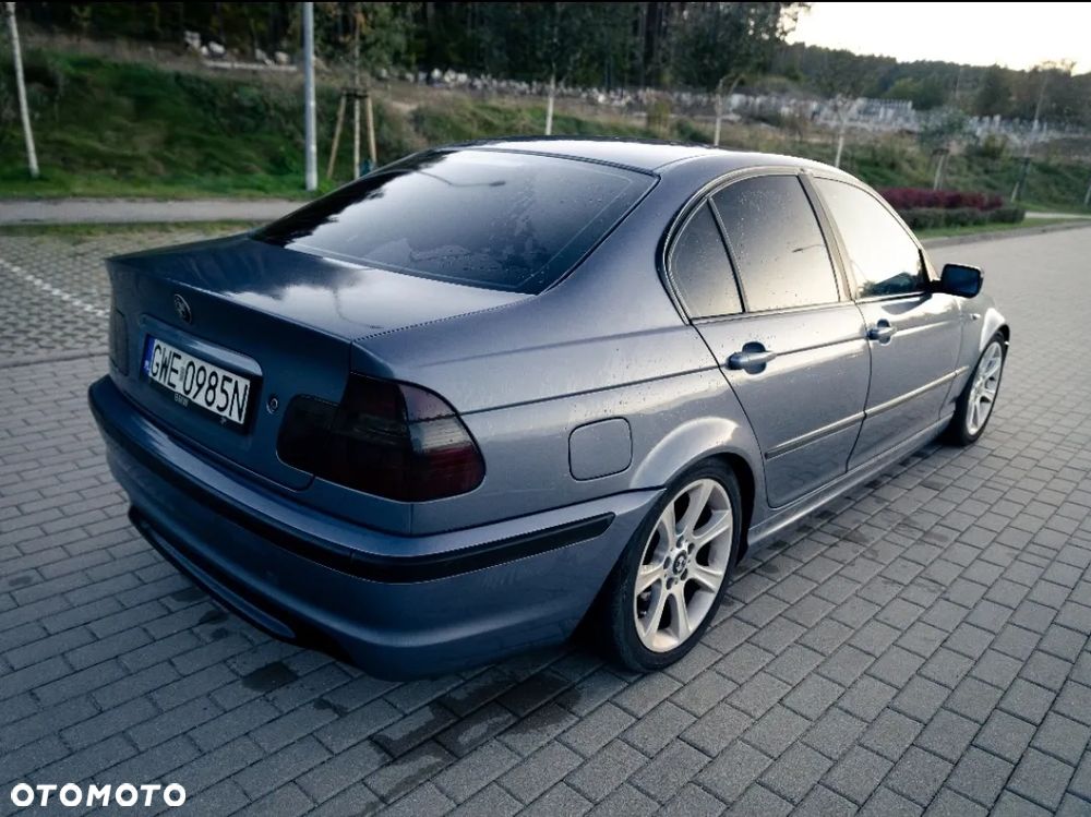 BMW Seria 3 330d - 5