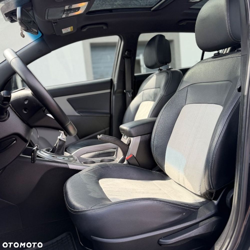 Kia Sportage - 16