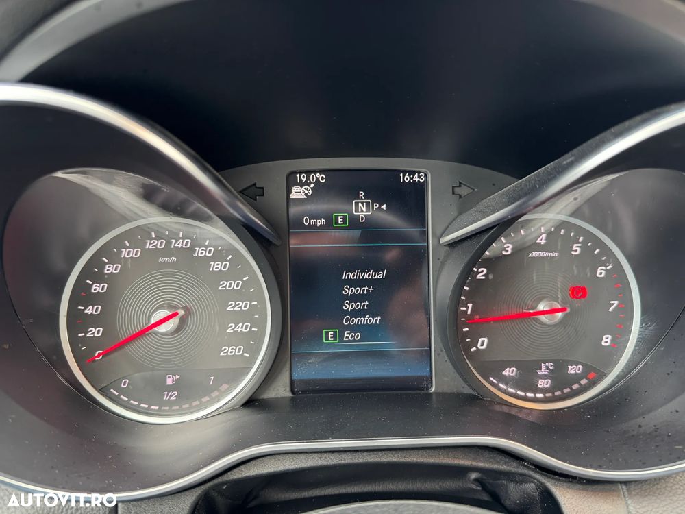 Mercedes-Benz C 300 9G-TRONIC AMG Line - 16