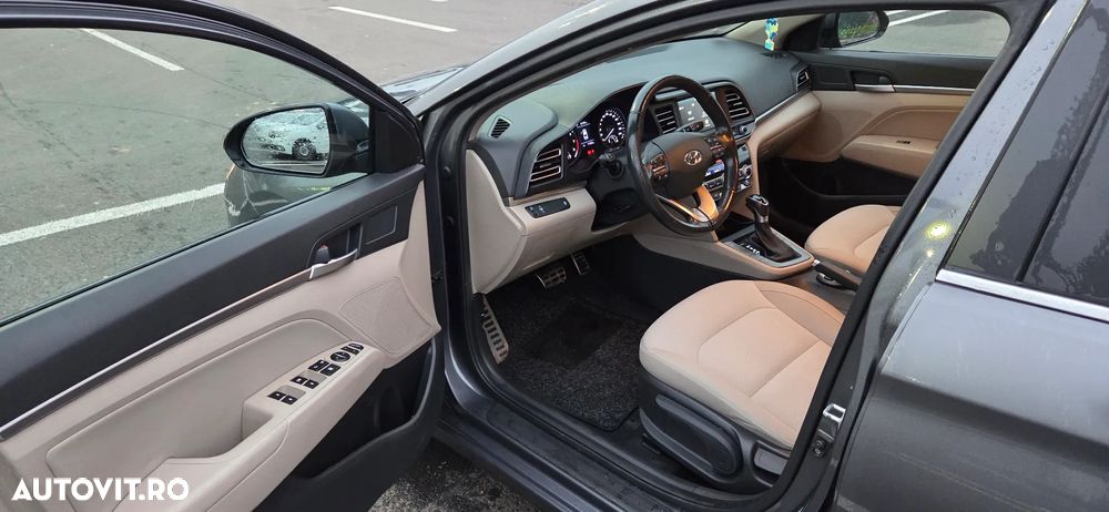 Hyundai Elantra 1.6 MPi Aut. Exclusive - 11