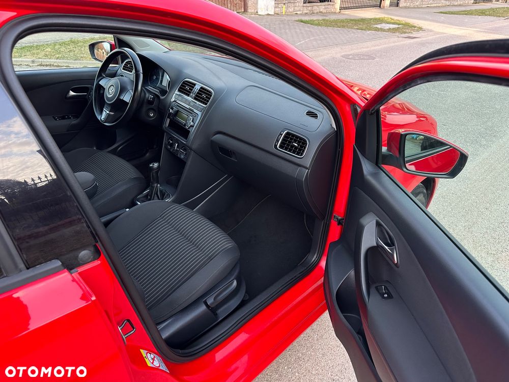 Volkswagen Polo 1.4 16V Comfortline - 19