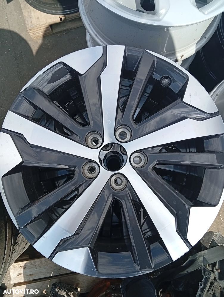 Jante Noi Peugeot 3008 - 5008 - 2