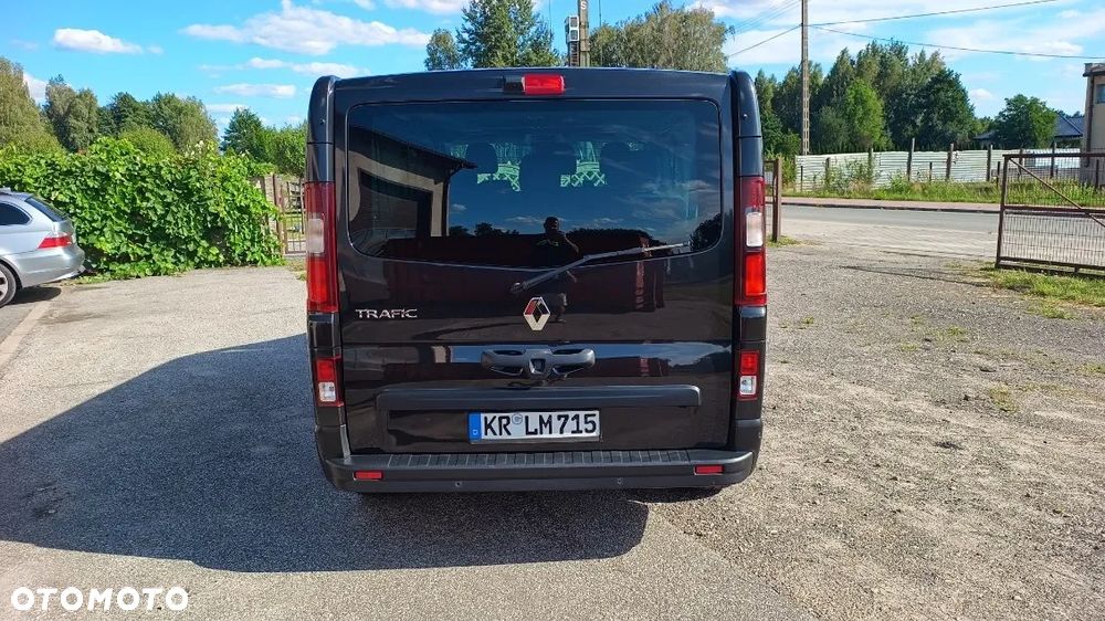 Renault Trafic 2.0 dCi - 7